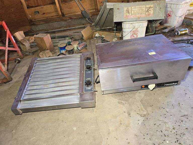 HOT DOG ROLLER WITH BUN WARMER.