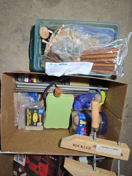 ELECTRIC STAPLER, WOOD WORKING EQUIPMENT.