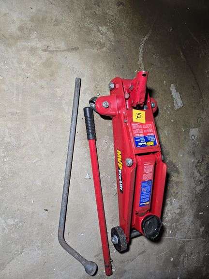 2-TON FLOOR JACK.