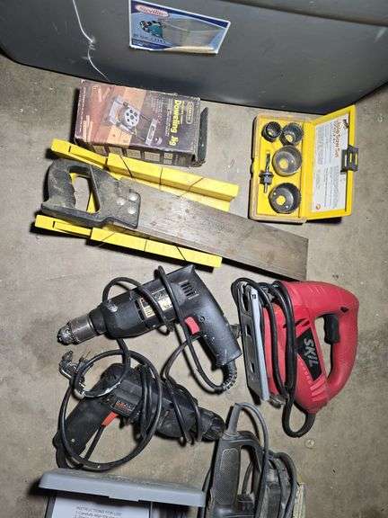 ELECTRIC DRILLS, SANDERS, MITER BOX.