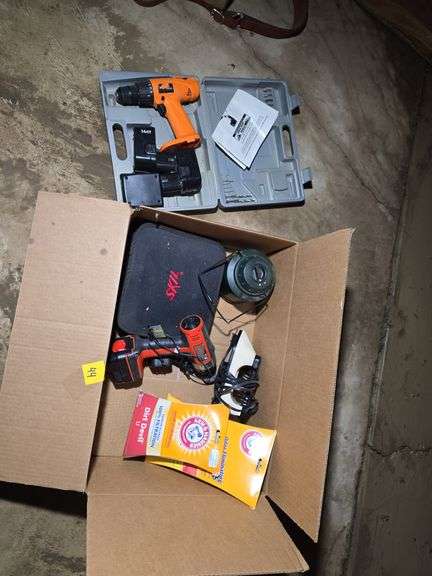 ASST. BATTERY OPERATED TOOLS, UNKNOWN CONDITION.