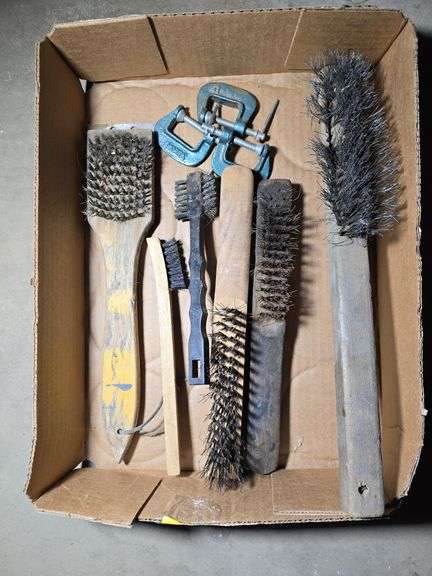 WIRE BRUSHES.