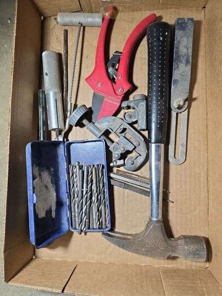 HAMMER, DRILL BITS, PIPE CUTTERS.
