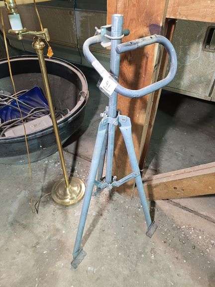 LAMP AND TRIPOD.