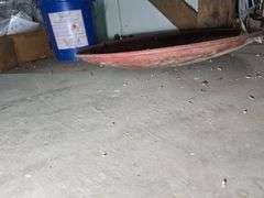 VINTAGE METAL SAUCER SLED.