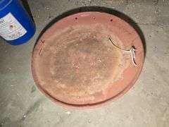 VINTAGE METAL SAUCER SLED.