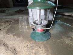 COLEMAN PROPANE LANTERN.