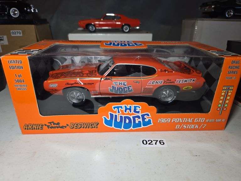 ARNIE "THE FARMER" BESWICK 1969 GTO JUDGE DRAG CAR MODEL.