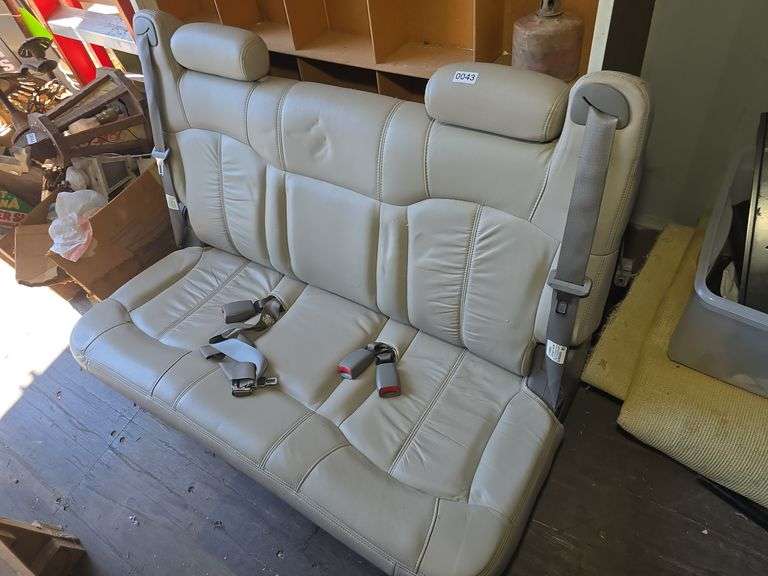 3RD ROW SEAT FROM CHEVROLET SUBURBAN.
