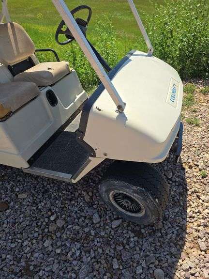 COLUMBIA GAS GOLF CART. RUNS REALLY GOOD! CAN'T SET PARK BRAKE, BRACKET NEEDS REPAIR. BATTERY. GOOD WHEELS AND TIRES JUST PUT ON!