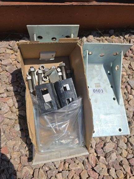 CAMPER/TRAILER PARTS.