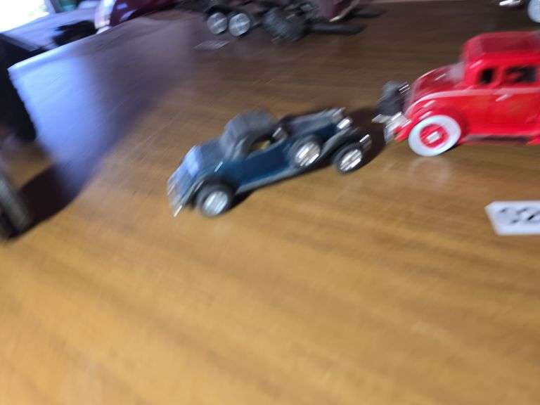 MODEL CARS.