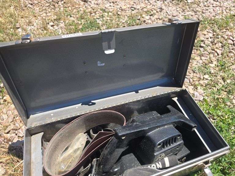 TOOL BOX WITH BELT SANDER.