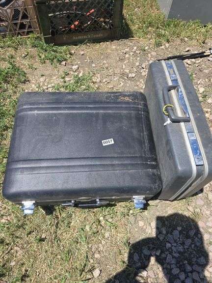 2- EMPTY CASES.