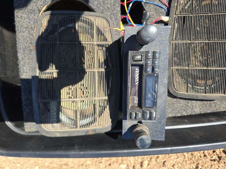 JENSEN RADIO AND SPEAKERS.