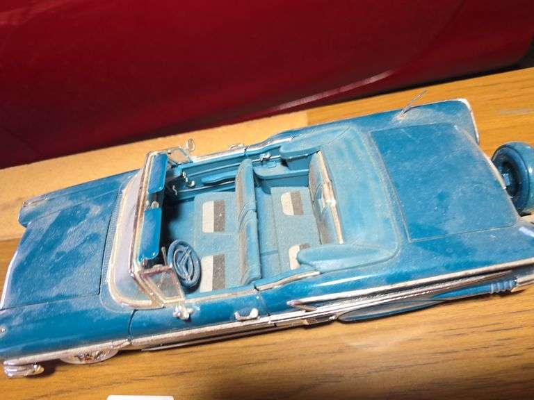MODEL CHEVROLET IMPALA CAR.