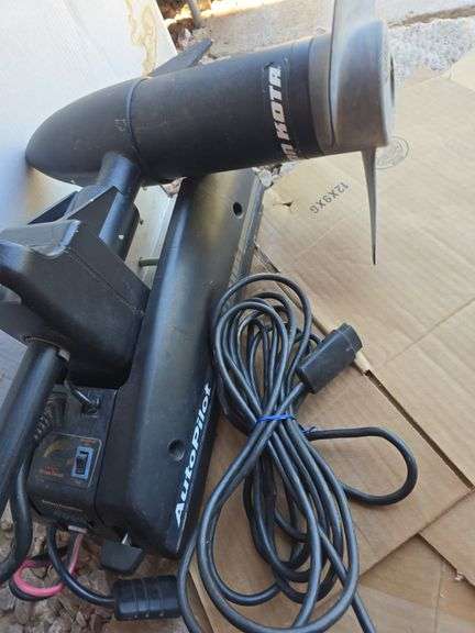 MINNKOTA 65LB THRUST AUTOPILOT TROLLING MOTOR. 12V.