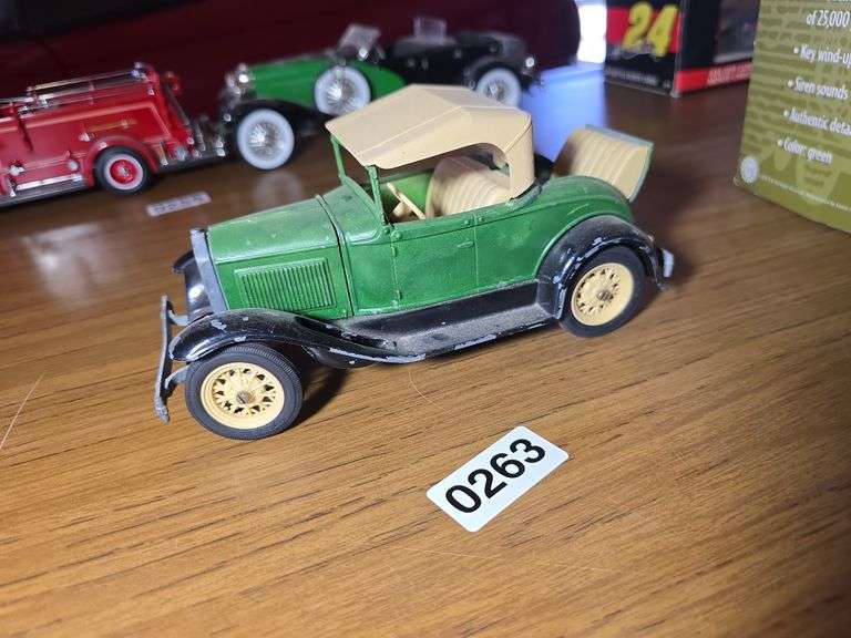 MODEL CAR. MADE BY HUBLEY.
