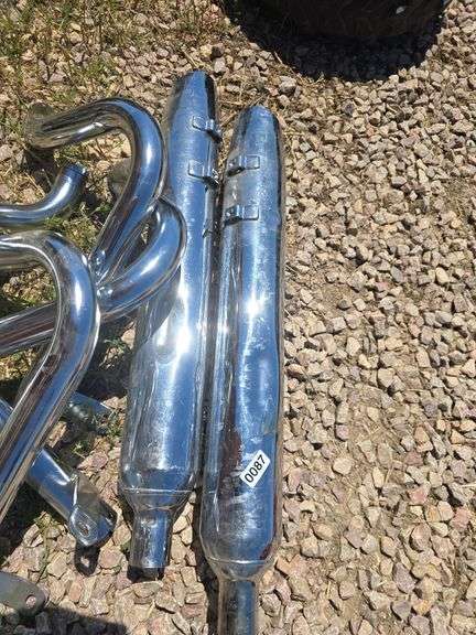 CHROME MOTORCYCLE EXHAUST PARTS.