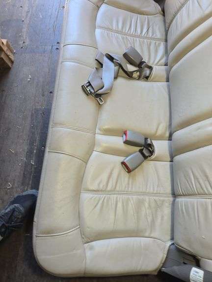 3RD ROW SEAT FROM CHEVROLET SUBURBAN.