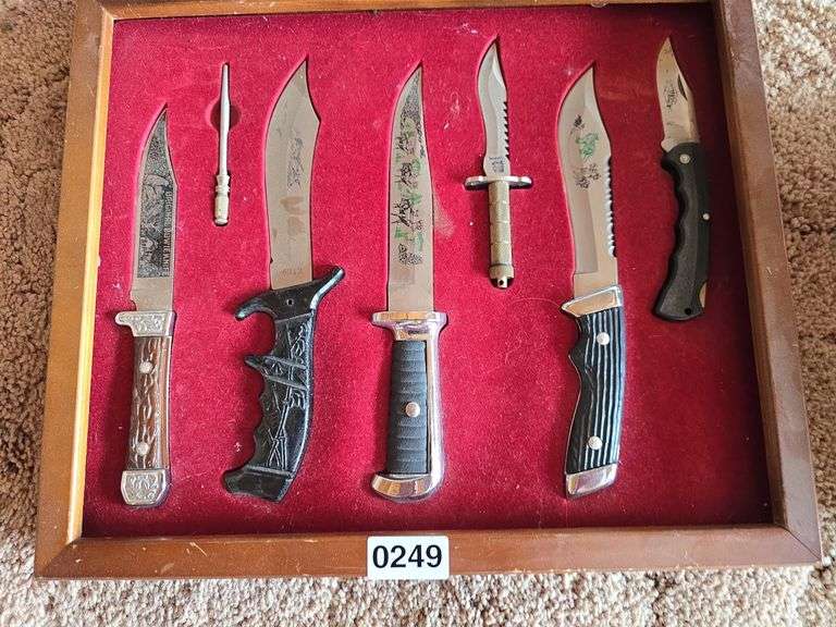 KNIVES.
