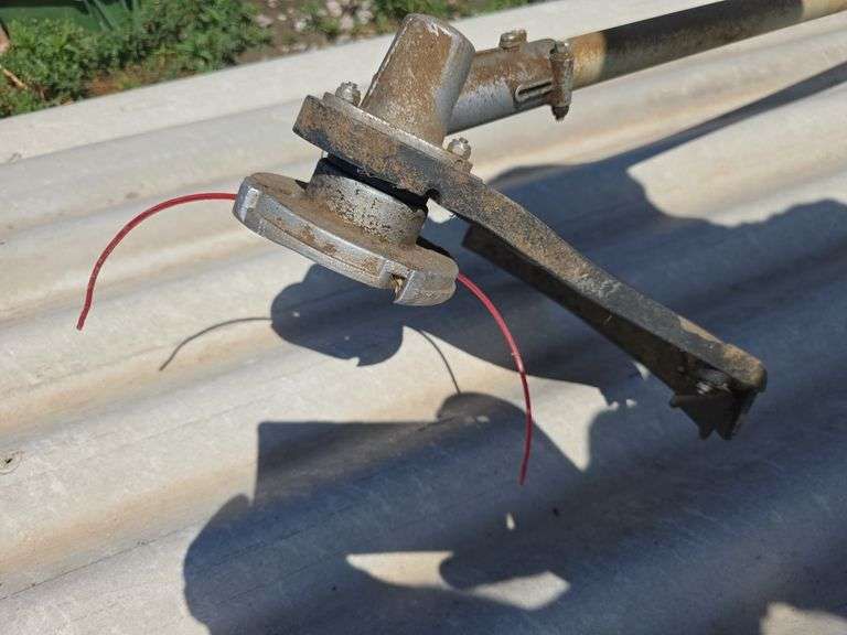 WEED EATER, RUNS.