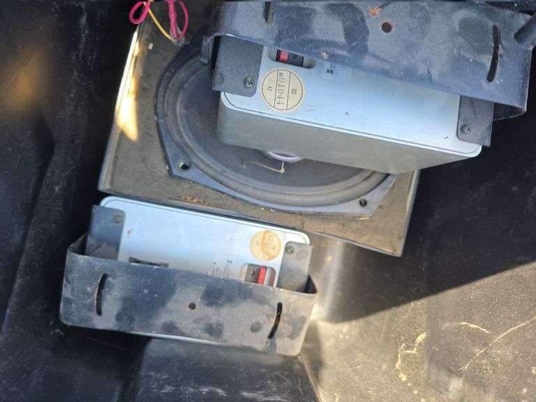 JENSEN RADIO AND SPEAKERS.