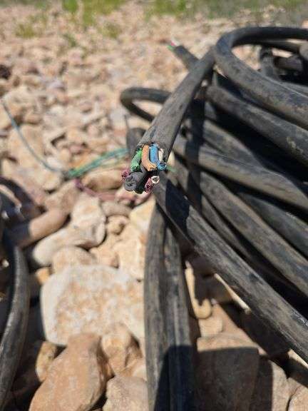 8-WIRE TRAILER PLUG CABLE.