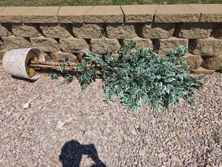 FAUX TREE.