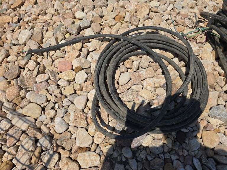 8-WIRE TRAILER PLUG CABLE.