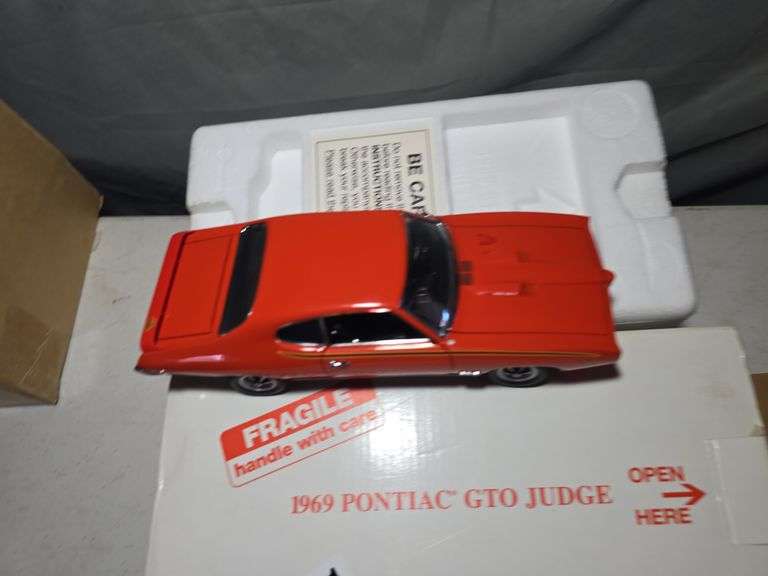 1969 PONTIAC GTO JUDGE DIE-CAST CAR.