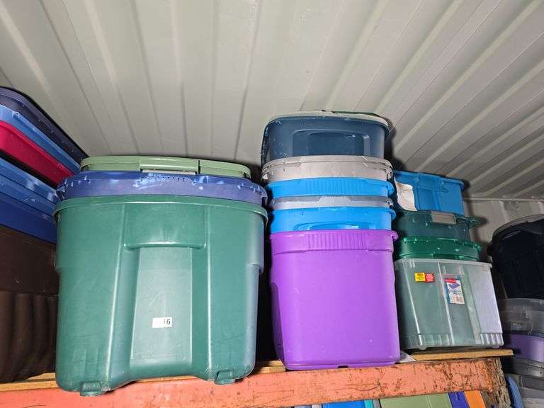 TOTES, NO LIDS.