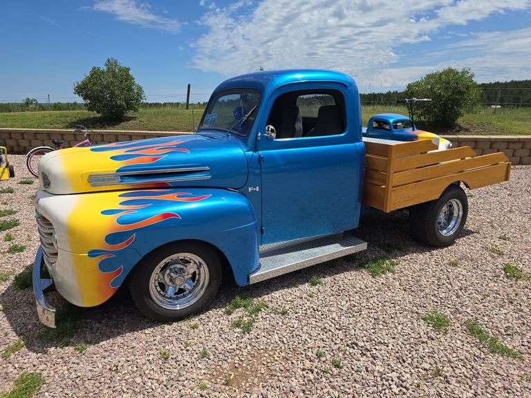 1948 FORD F-1 SHOW TRUCK. 2WD. GOOD TIRES. FEW DINGS. SHOWS 6803 MILES. FORD 9" REAR END. MUSTANG II FRONT END. 1979 302CI FORD V8. AOD AUTOMATIC WITH OVERDRIVE TRANS. RUNS AND DRIVES FAST! EDELBROCK 4BBL CARB, HIGH RISE INTAKE.  NEW WATER PUMP. SHAVED DOOR HANDLES, 2 FOBS. MATCHING GO CART, 5HP, RIDE ON THE BOX. 250LB CAPACITY. ***THIS VEHICLE SELLS WITH TITLE***