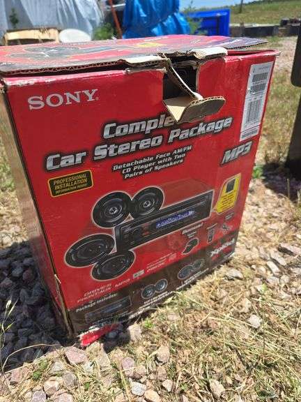 COMPLETE SONY CAR STEREO PACKAGE.