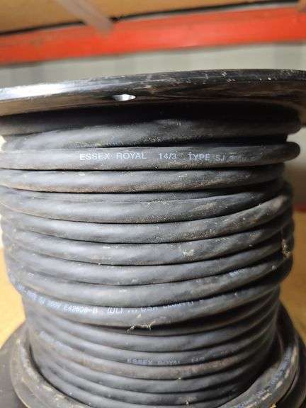 ROLL OF 3-WIRE CORD.