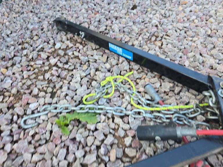 VEHICLE TOW HITCH AND CORD.