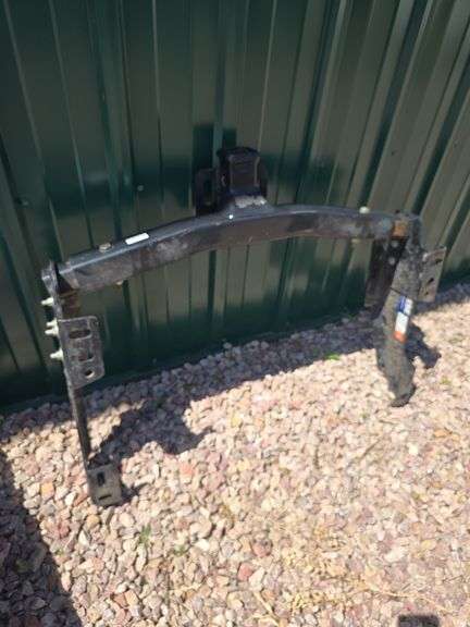 ADJUSTABLE REESE RECEVIER HITCH.