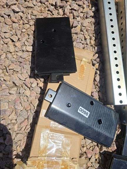 RV LANDING GEAR LEGS AND OTHER PARTS.