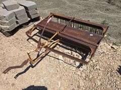 LAWN RAKE.