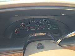 1999 LINCOLN CONTINENTAL. 32V INTECH V8. AUTO. 158K MILES. FRONT WHEEL DRIVE. RUNS AND DRIVES GOOD. ***THIS VEHICLE SELLS WITH TITLE!***