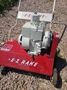 EZ-RAKE LAWN RAKE, WORKS.