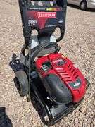 PRESSURE WASHER FOR PARTS. RUNS, CARB NEED FLOAT BOWL AND GASKETS. SEAL FOR WATER PUMP OUT.
