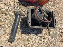 FUEL/OIL PUMP AND FILTER.