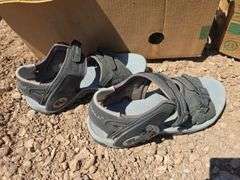 SIGN, TRUCK BED NET, SANDALS.