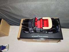 1941 CHEVY DELUXE CONVERTIBLE MODEL CAR.