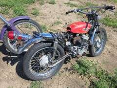 2- SUZUKI PARTS BIKES, MAKE ONE OUT OF THE 2. ***NO TITLES.***