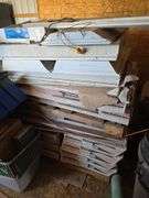 APPROX 26- 2X4' SUSPENDED CEILING LIGHTS.