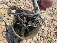 AIR GREASE GUN AND HAND PUMP GREASE GUNS.