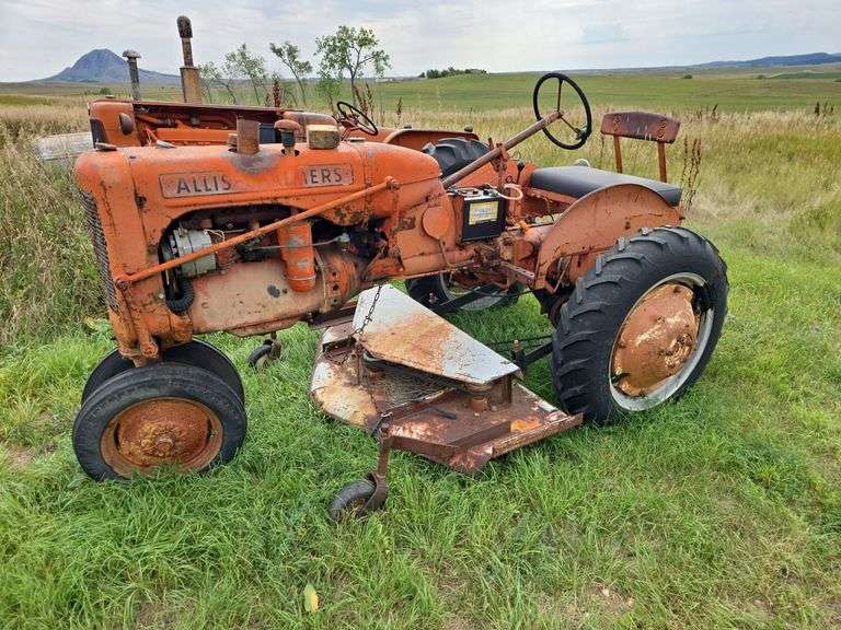 1947 ALLIS CHALMERS C. RAN WHEN PARKED 2 YEARS AGO. THIS TRACTOR IS AT THE NORTH OF STURGIS LOCATION