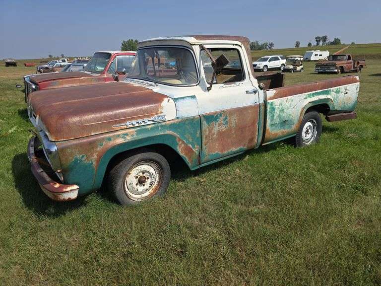 FORD F-100. FACTORY V-8, MANUAL. ***NO TITLE!***